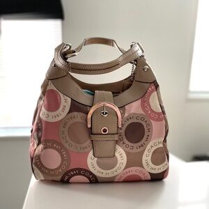 Coach Hobo Sgnature Textile Bag.